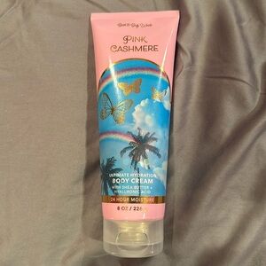 Bath and body works pink cashmere